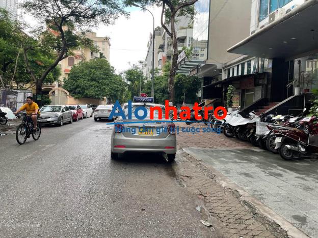 Bán nhà mặt phố tại Đường Trần Kim Xuyến,Trung Hòa, Cầu Giấy, Hà Nội diện tích 145m2 giá 80 tỷ