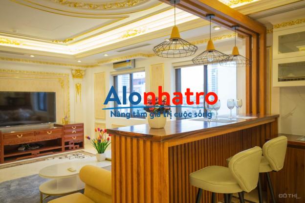 Chính chủ cho thuê căn hộ cao cấp 2 ngủ, nội thất hiện đại, rộng 165m2 tại phố 68 Kim Mã Thượng