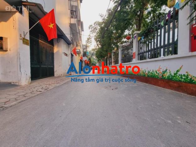 Chính chủ tôi cần bán gấp nhà Lương Định Của dt 55m² 3 tầng 3 ngủ đủ công năng tặng nội thất