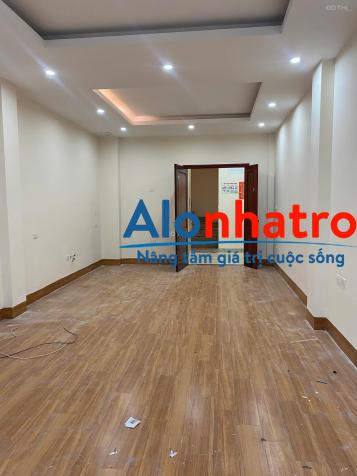 Chính chủ tôi cần bán gấp tòa nhà văn phòng 6 tầng thông san thang máy, Mặt phố Dương Khuê