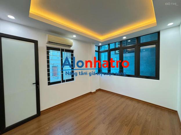 Nhà Lô Góc 6 Tầng - Khương Trung 36m2, Giá Chỉ 7.8 Tỷ, 6 Ngủ, Ô Tô Cách 20m.
