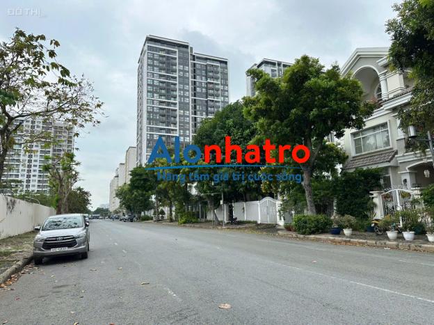 Cho thuê Gấp biệt thự Mỹ văn 18*16m, 3 lầu, giá rẻ mặt tiền đường 19