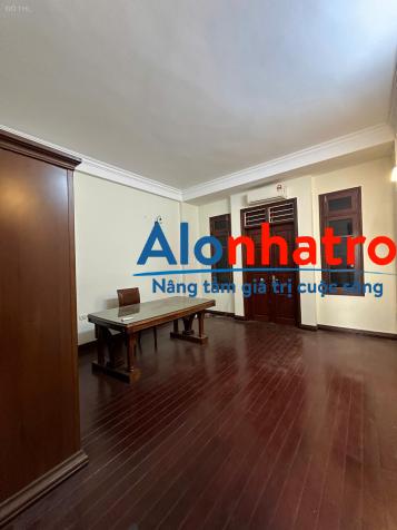 Cho thuê nhà riêng Khuất Duy Tiến , nhà thoáng mát, sạch sẽ , oto vào nhà