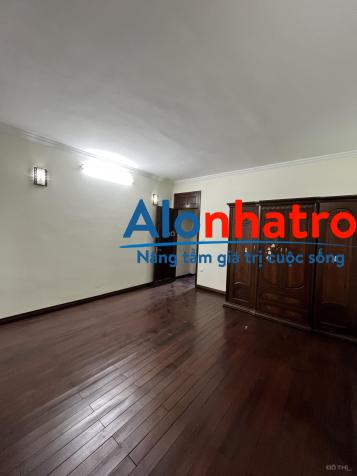 Cho thuê nhà riêng Khuất Duy Tiến , nhà thoáng mát, sạch sẽ , oto vào nhà