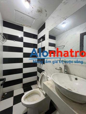 Cho thuê hà riêng Tố Hữu, 40 m2 x 5 tầng, nhà sạch đẹp, thiết kế hiện đại