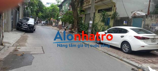 Bán Gấp Nhà Kho Mới Làm, Kiên Cố, Hiện đang Cho Thuê