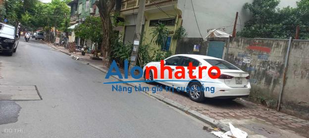 Bán Gấp Nhà Kho Mới Làm, Kiên Cố, Hiện đang Cho Thuê