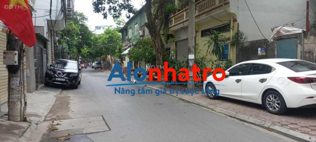 Bán Gấp Nhà Kho Mới Làm, Kiên Cố, Hiện đang Cho Thuê