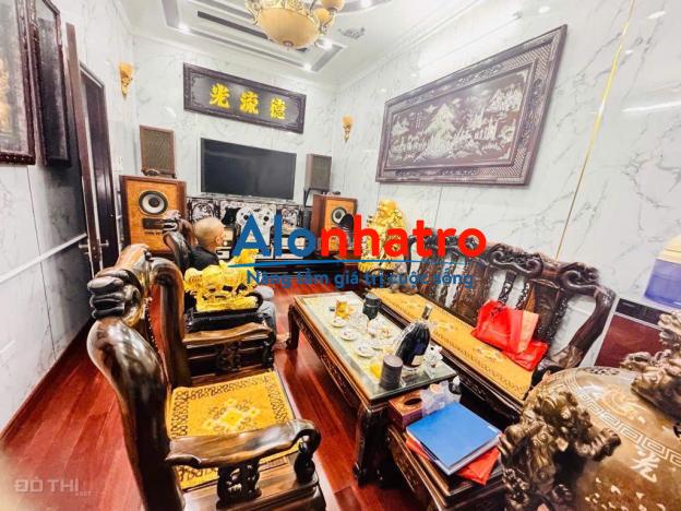 BÁN GẤP NHÀ VỊ TRÍ ĐẮC ĐỊA QUẬN TÂY HỒ