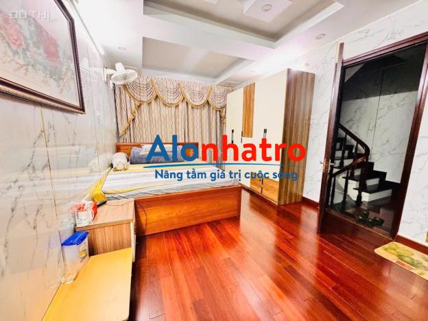 BÁN GẤP NHÀ VỊ TRÍ ĐẮC ĐỊA QUẬN TÂY HỒ