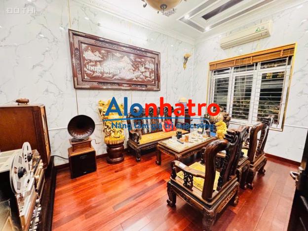 BÁN GẤP NHÀ VỊ TRÍ ĐẮC ĐỊA QUẬN TÂY HỒ