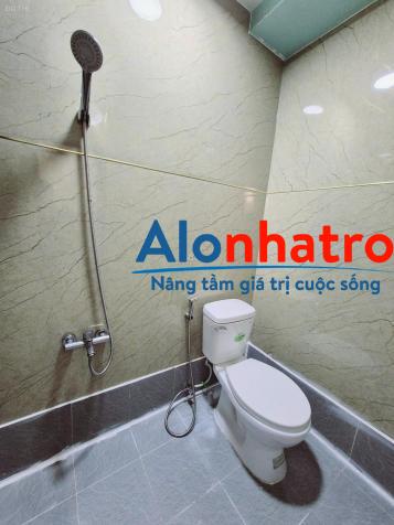 Chính chủ cho thuê phòng trọ quận Tân Phú giá rẻ, 30m2 có tách bếp và nội thất
