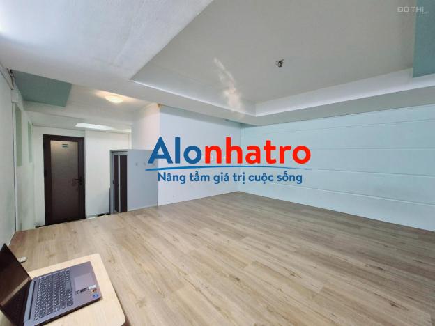 Chính chủ cho thuê phòng trọ quận Tân Phú giá rẻ, 30m2 có tách bếp và nội thất