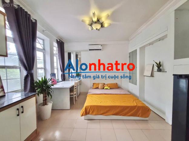 CHO THUÊ CĂN HỘ SIÊU SỊN SÒ - CÓ CỬA SỔ TRỜI - FULL NỘI THẤT - GẦN NGÃ TƯ HÀNG XANH !!!