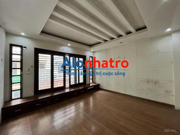 Cho thuê nhà riêng Khu đô thị Văn Quán, 70 m2 x 4 tầng, đường oto tránh