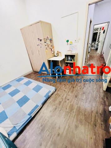 Chính chủ cho thuê Nhà Nguyên Căn Đẹp, giáp Q1, giá tốt