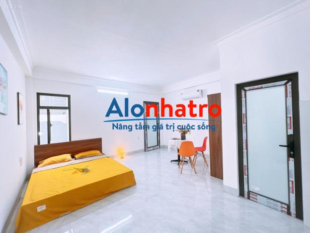 Studio 40m² full nội thất, cửa sổ lớn – Lạc Long Quân, Tây Hồ, 5tr
