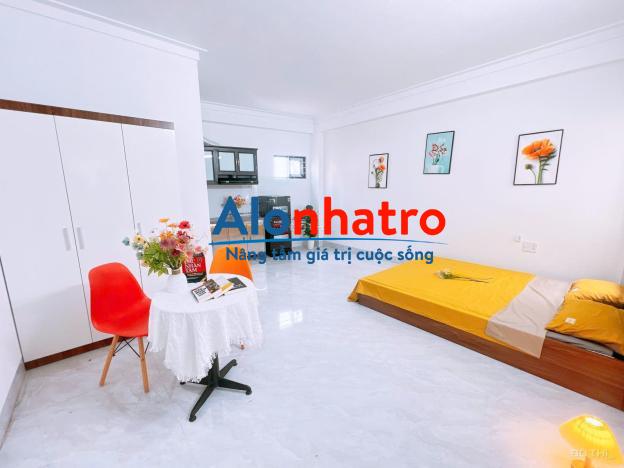 Studio 40m² full nội thất, cửa sổ lớn – Lạc Long Quân, Tây Hồ, 5tr