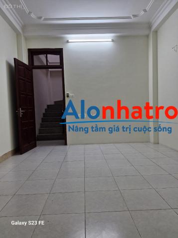 Chính Chủ Cho thuê nhà 4 tầng + 1 tum làm văn phòng tại Thái Hà, Đống Đa – ô tô vào tận cửa