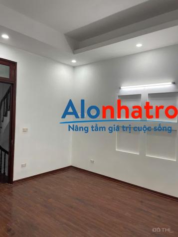 Cho thuê nhà chính chủ 5 tầng tại Cầu Giấy với diện tích sàn 78m2, cạnh trường cấp 3 Cầu Giấy