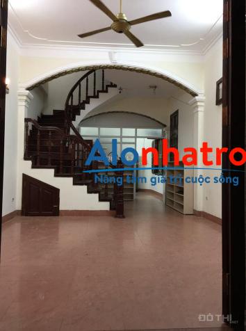 Tìm người ở ghép cản nam và nữ tuổi dưới 35