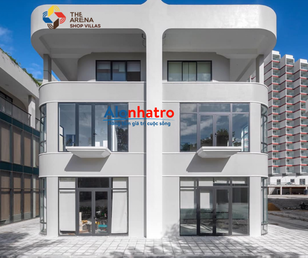 Cho thuê Shopvillas 2 mặt tiền đại lộ Nguyễn Tất Thành gần Sân bay Cam Ranh