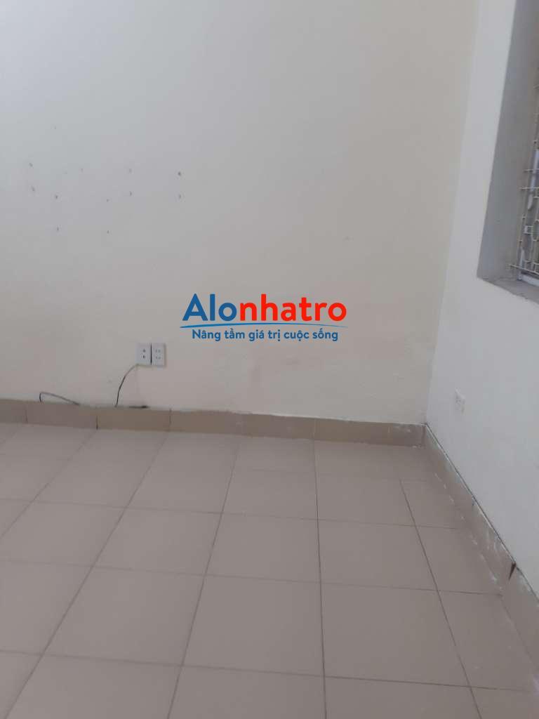 Cho thuê cửa hàng mặt phố Nguyễn Biểu, vỉa hè rộng làm Salon tóc, shop thời trang, đồ trang trí
