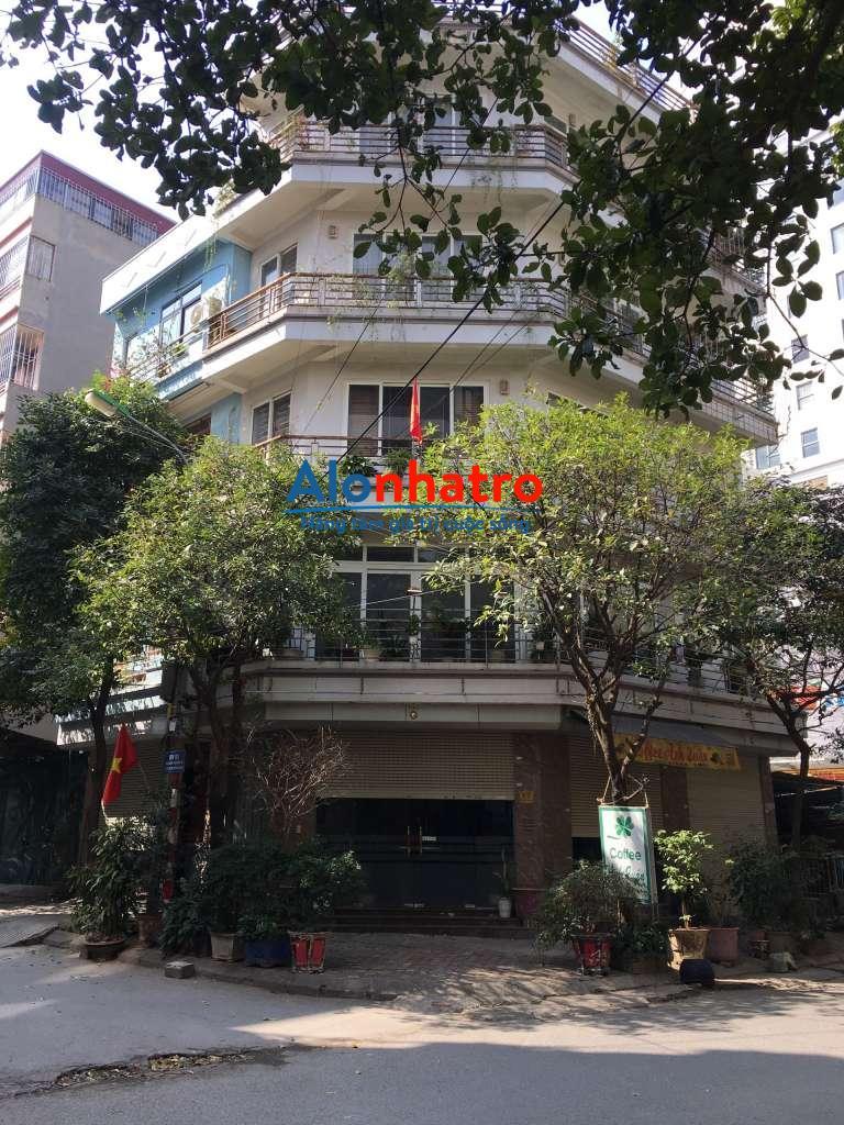 Cho thuê nhóm 2-4 người ngồi làm việc tại Nguyễn Văn Lộc, sân bên ngoài view đẹp, thang máy, ô tô