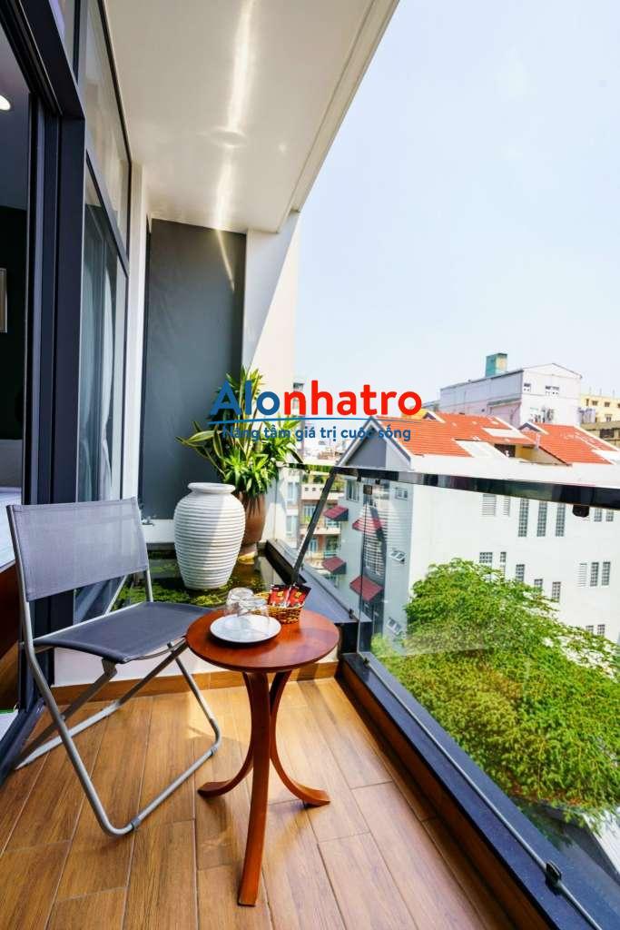 Cho thuê căn hộ 1PN cửa sổ lớn có ban công máy giặt riêng gần ĐH Sư Phạm, Kiến Trúc.