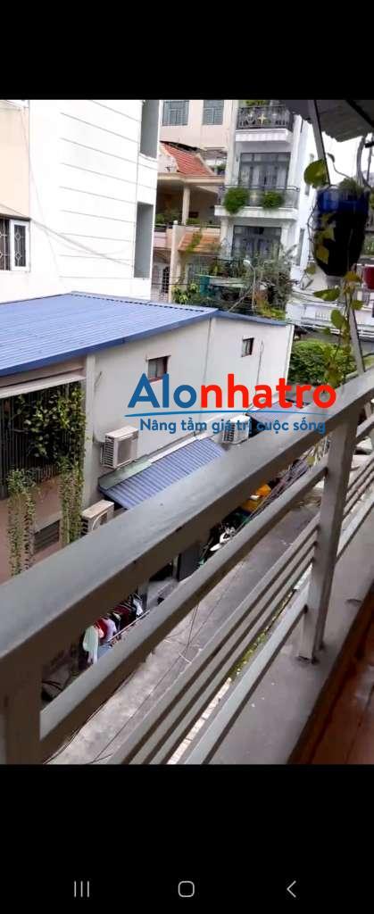 Phòng trọ cho thuê giá rẻ+ 12m² (có gác) + Đường Cộng Hòa Q.Tân Bình (gần chợ, siêu thị, trường học, bệnh viện...)