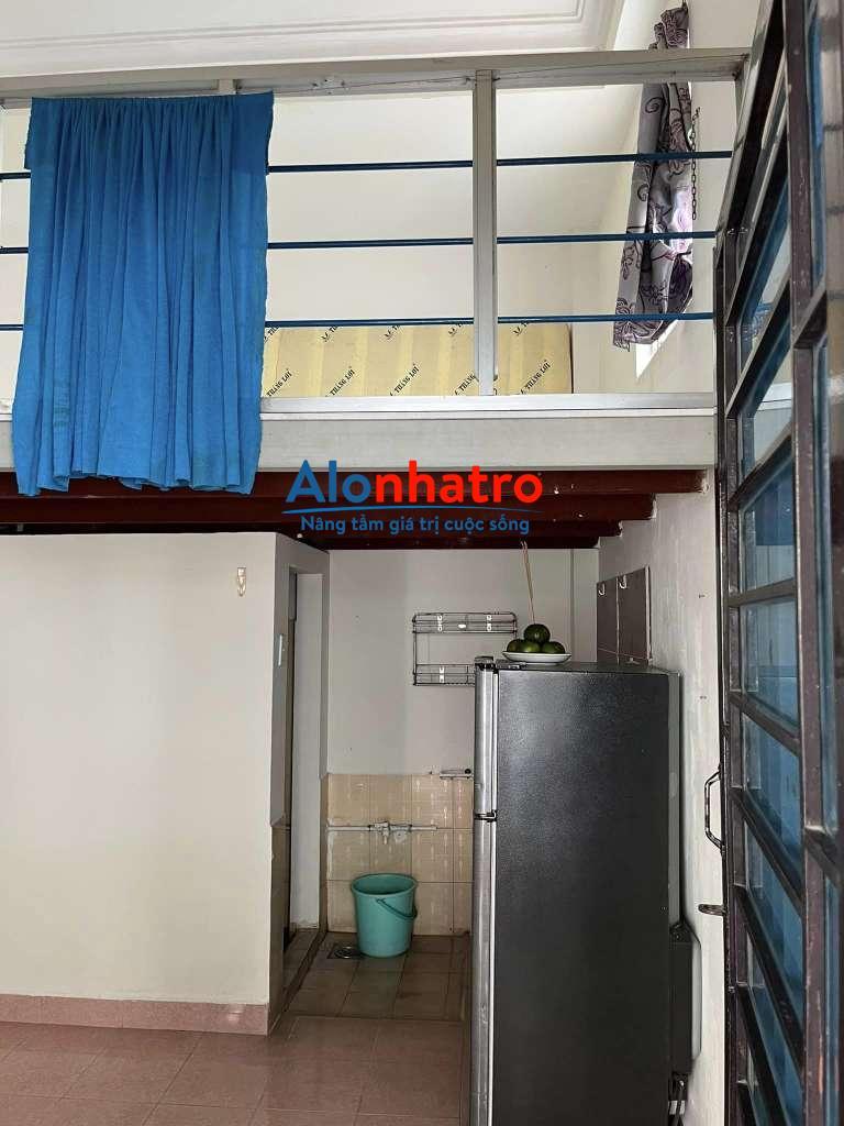 Phòng trọ cho thuê giá rẻ+ 12m² (có gác) + Đường Cộng Hòa Q.Tân Bình (gần chợ, siêu thị, trường học, bệnh viện...)