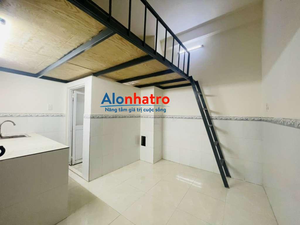 Phòng trọ giá cực rẻ có máy lạnh ngay chợ Tân Hương 