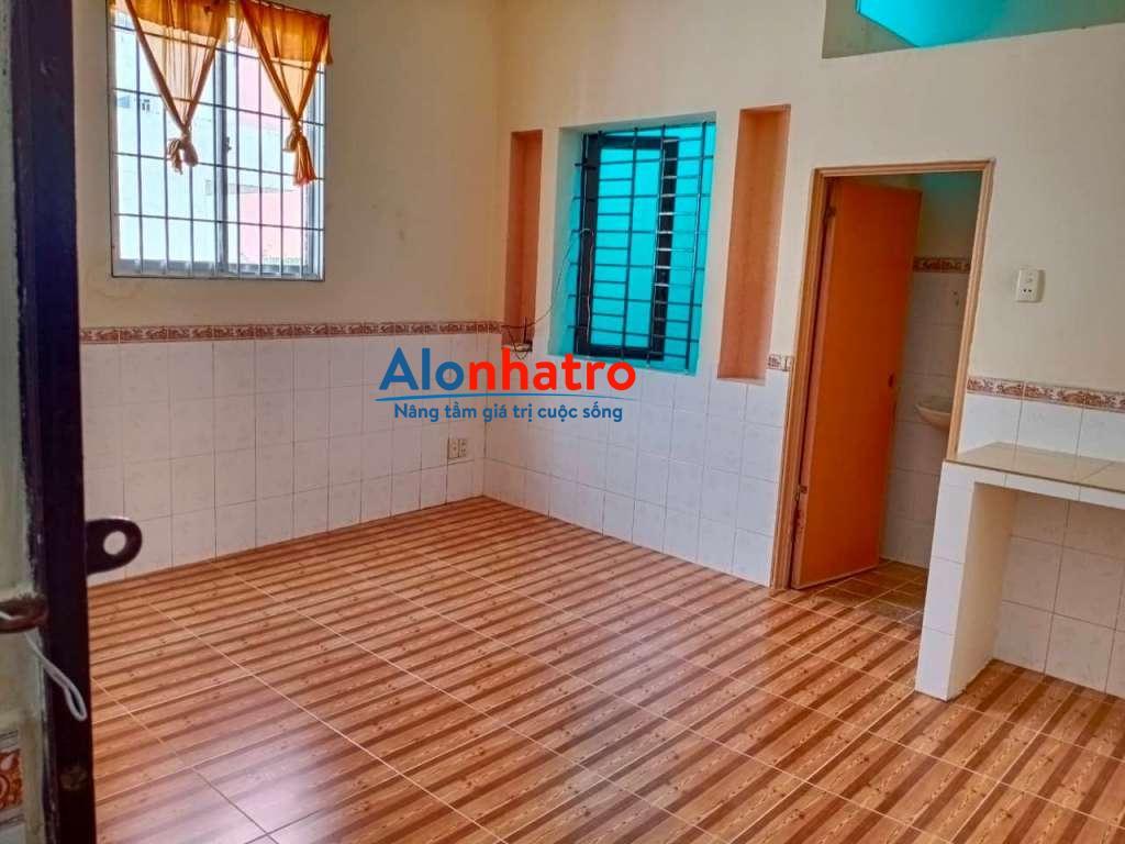 36/14 Cù Lao cho thuê phòng 20m2 mặt tiền lầu 2. Có máy lạnh, ban công, và cửa sổ. Giá 3,5 triệu/tháng