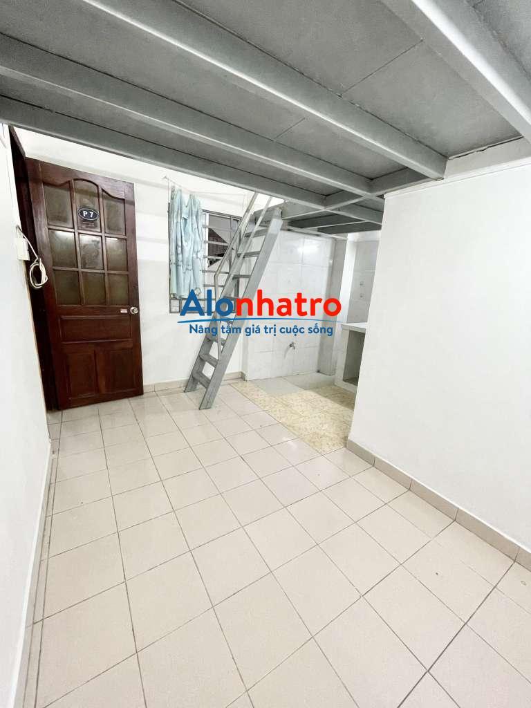 Tìm bạn nam ở ghép gác lửng rộng 30m2_Bình Thạnh gần chợ Bà Chiểu, Hutech, UEF, D2