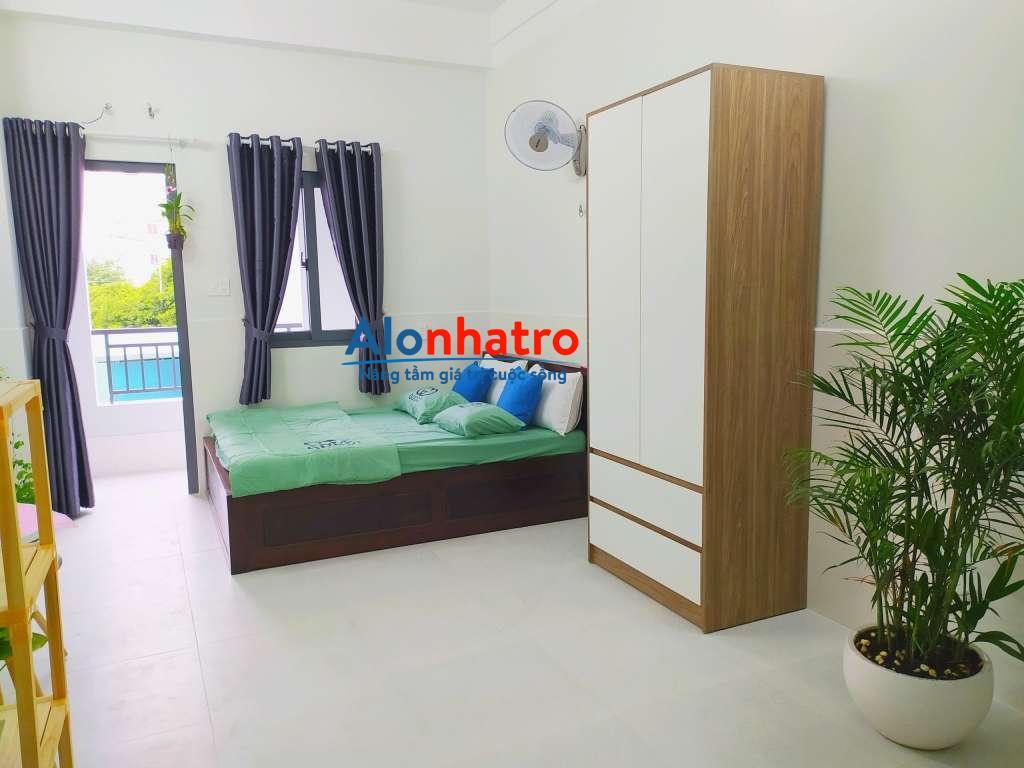 Căn hộ chung cư mới xây, cực kì cao cấp, full nội thất, ban công 