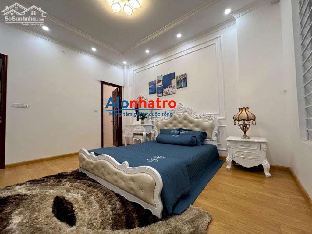 Bán nhà riêng đẹp tại phố Võ Chí Công, Cầu Giấy, HN. giá 3.88 tỷ, 35m2 