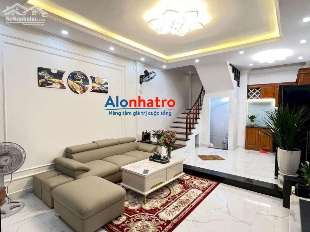 Bán nhà riêng đẹp tại phố Võ Chí Công, Cầu Giấy, HN. giá 3.88 tỷ, 35m2 