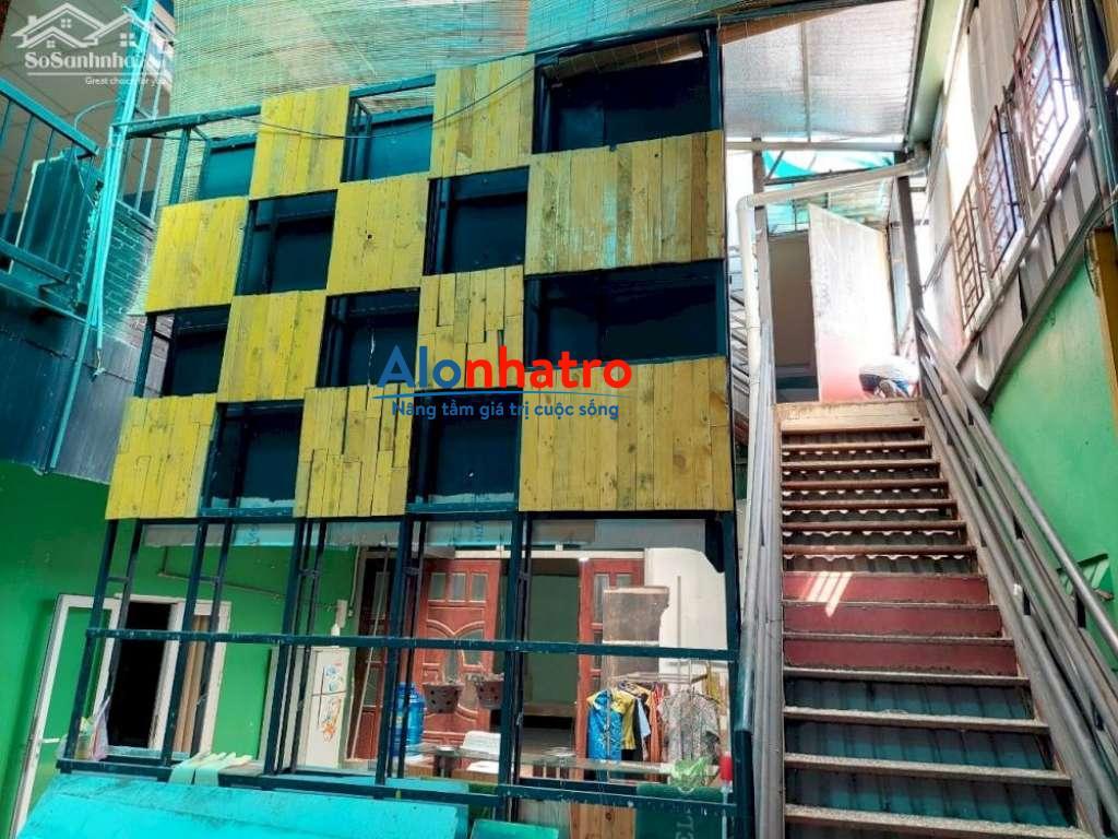 MB kinh doanh 2 lầu 1 trệt, gần ngã tư Hòa Lân, Thuận An, Bình Dương. Diện tích 12x70. Giá thuê 40tr/tháng.