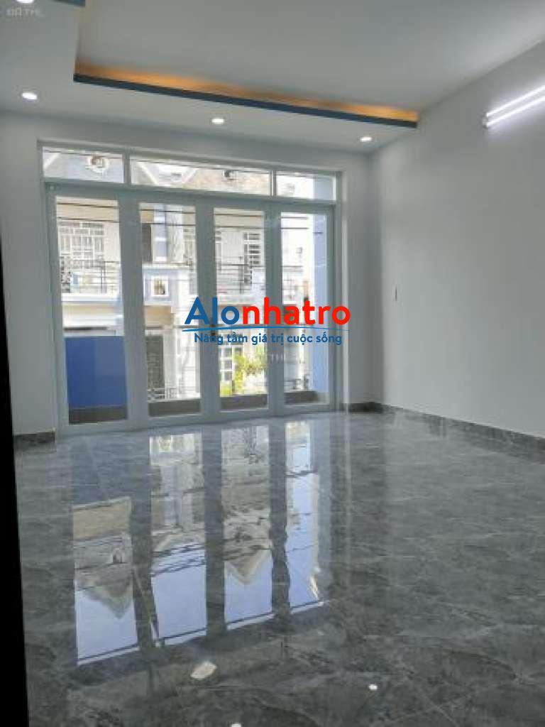Nhà đẹp 3 lầu, đường 6m thông xe, 6.2 tỉ Nguyễn Văn Luông nối dài, Quận 8