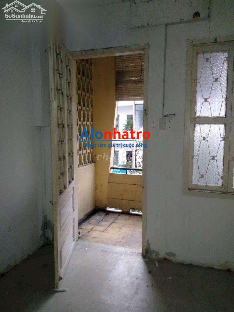 Phòng trọ có ban công, thoáng mát Nguyễn Văn Giai, Đa Kao, Quận 1. 8 triệu/tháng