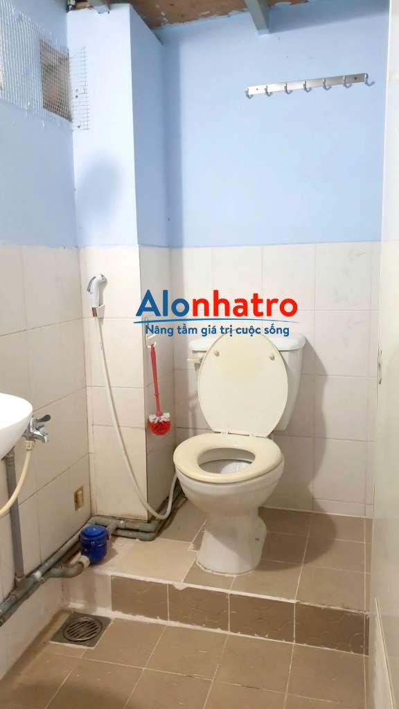 Cho thuê phòng có gác, cầu thị nghè, phan văn hân bình thạnh, giáp q1, 3.8tr, máy lạnh, toilet riêng