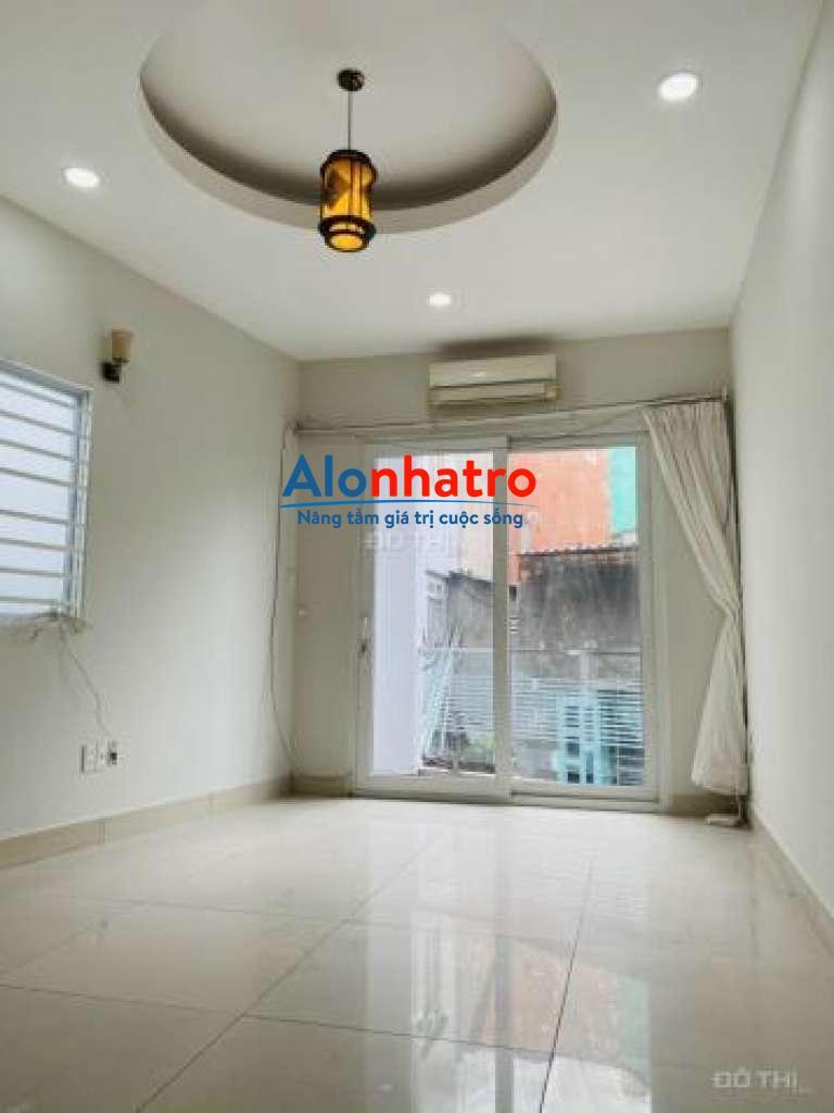 Chính chủ bán nhà DT 3.5x11m, giá 5 tỷ 500tr, đường Bà Hạt, Q10 