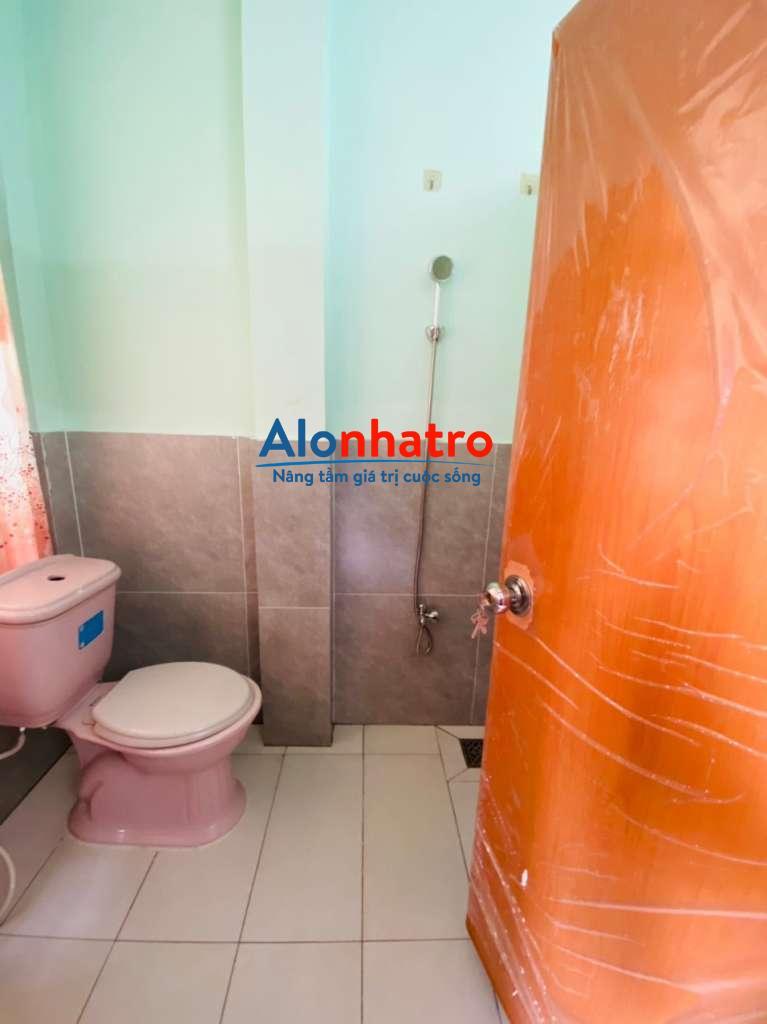 Cho Thuê Phòng Đường Mai Văn Vĩnh, Quận 7, Ban Công Thoáng Mát!!!