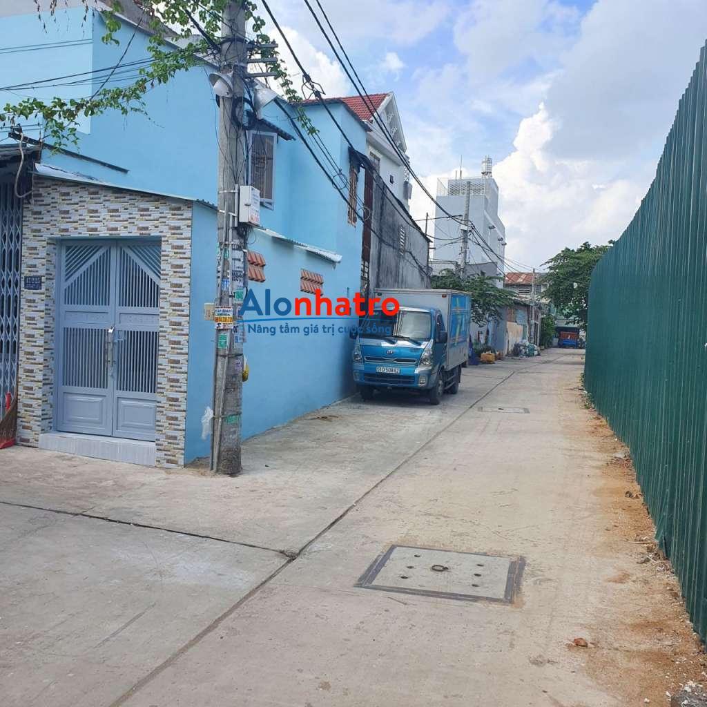 bán nhà 55m2 6x9 2 mặt hẻm xe tải quay đầu đường Ao đôi giá 3.5 tỷ