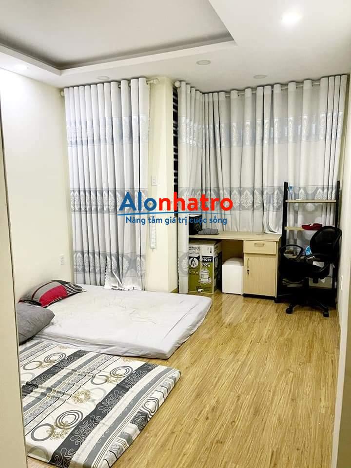 Bán Nhà Đường Lạc Long Quân, Tân Bình, 84m2, Giá 6 Tỷ 4.