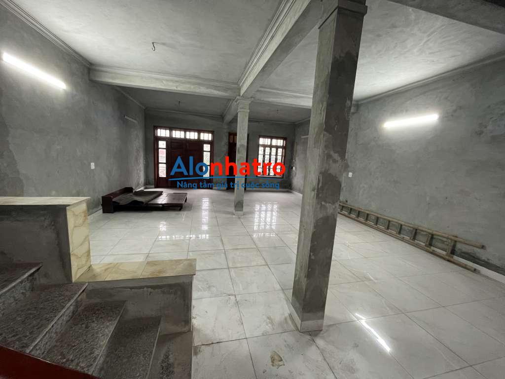 Cho thuê nhà riêng ở Đức Thượng,Hoài Đức, 3 tầng, 140m2/sàn, mặt tiền 4m, mặt đường liên xã rộng 5m