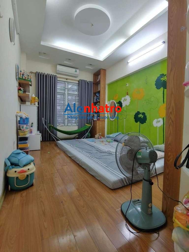 CẦN BÁN GẤP NHÀ CÁCH 20M RA NGÕ 105- DOÃN KẾ THIỆN- 30m2-  CHỈ 4,5 TỶ( Cách 0.5km sau trường cao đẳng du lịch hà nội)