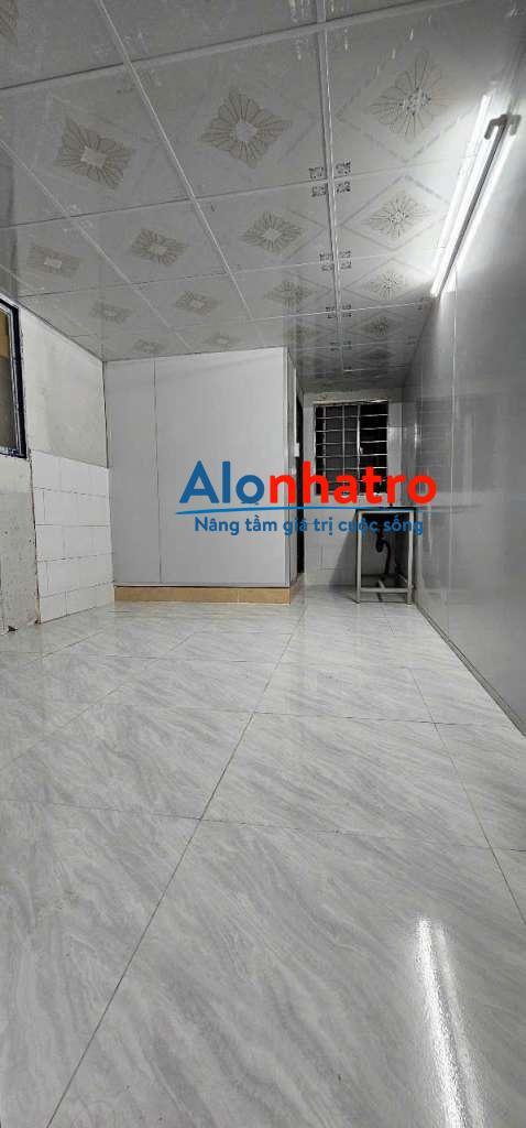 PHÒNG TRỌ ( TẦNG TRỆT ) - CÓ MÀY LẠNH - NGAY GIGAMALL - P.HBC - THỦ ĐỨC