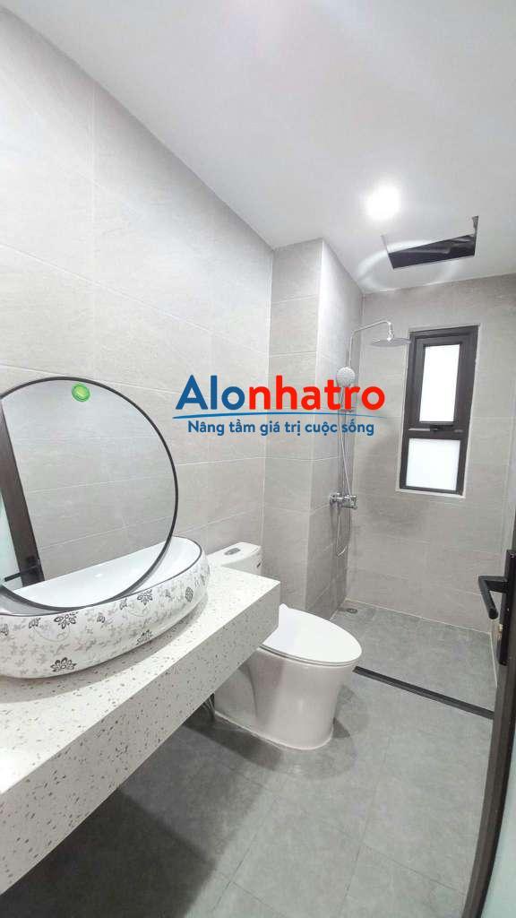 BÁN GẤP nhà phân lô cực đẹp Khu vực Nguyễn Văn Cừ.Hồ Hàng Không.LÔ GÓC NGÕ OTO GIÁ HẠT RẺ