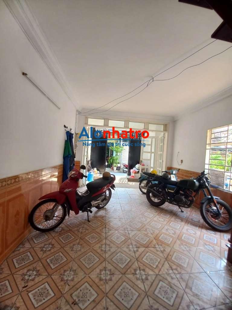 Bán nhà 1 trệt, 1 lầu, 1 lửng đang cho thuê 16tr/tháng, Phước Long B, Thủ Đức, chỉ 3.9 tỷ.